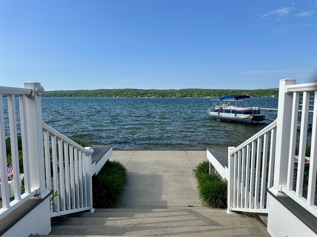 House in Onekama, Michigan, United States 3 - 18308212