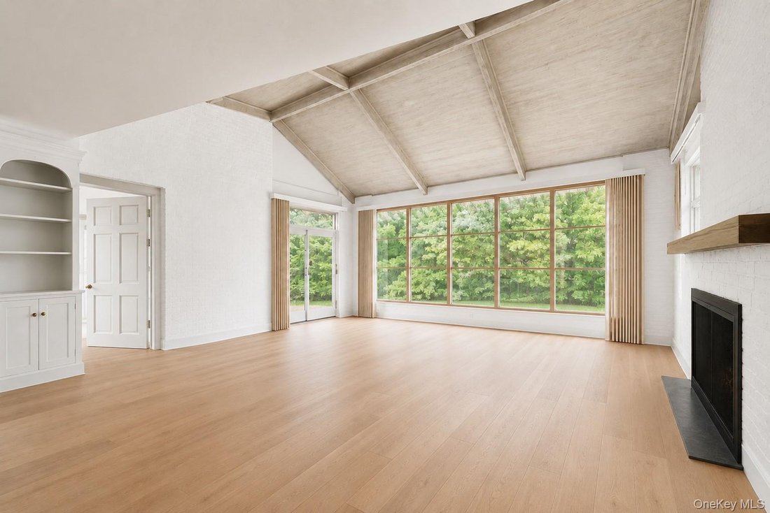 House in Halesite, New York, United States 4 - 18313153