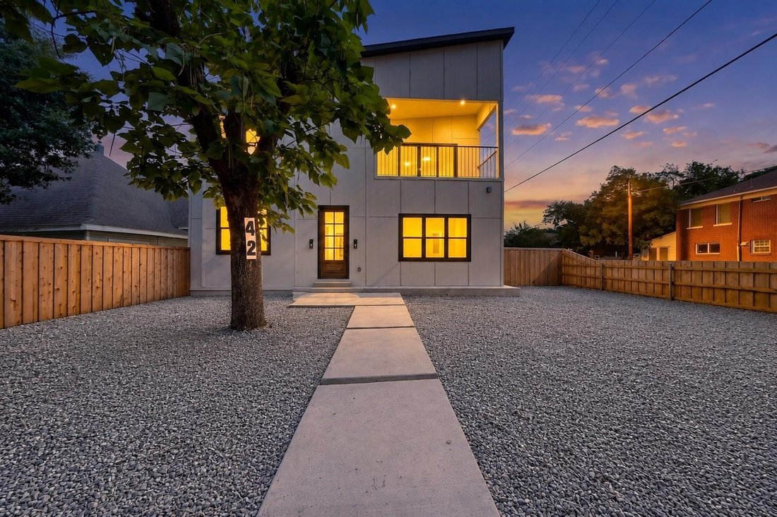 House in Dallas, Texas, United States 1 - 18314021