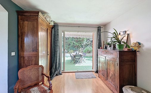 Villa in Manosque, Provence-Alpes-Côte d'Azur, France 1