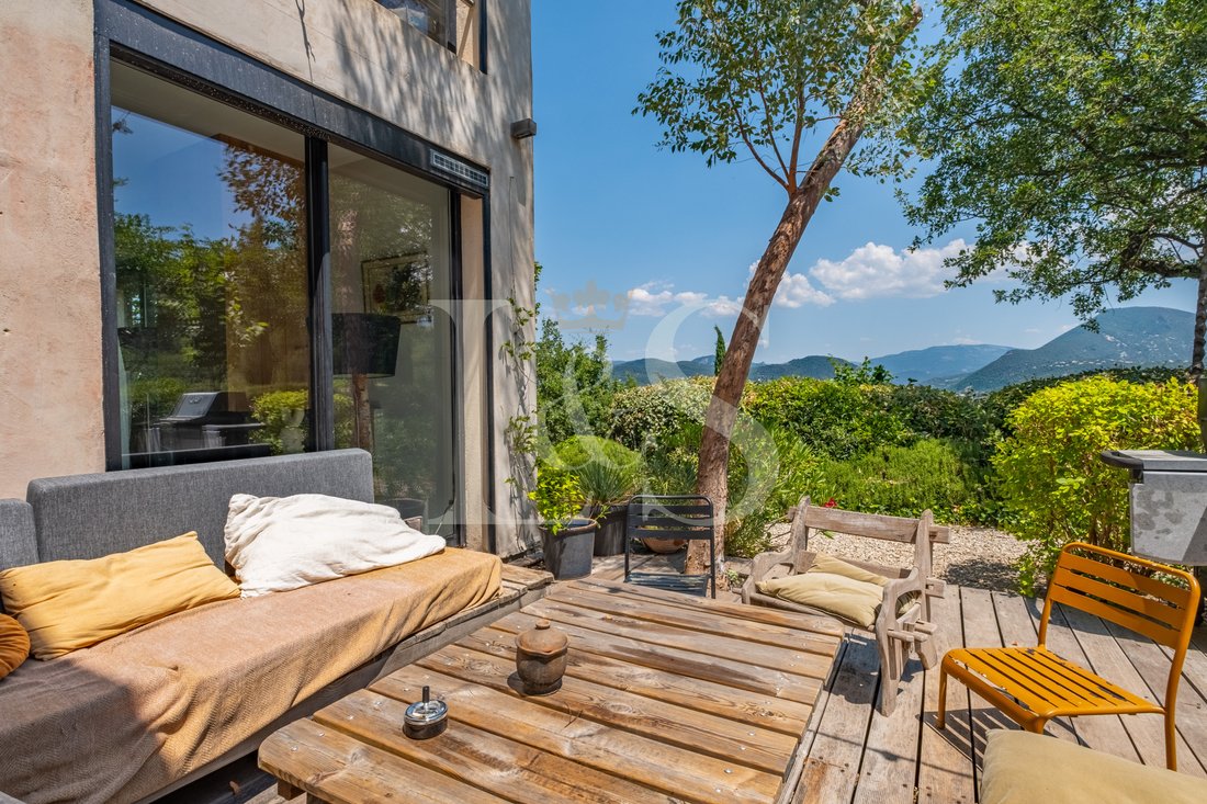 Villa in Entrechaux, Provence-Alpes-Côte d'Azur, France 4 - 18316475