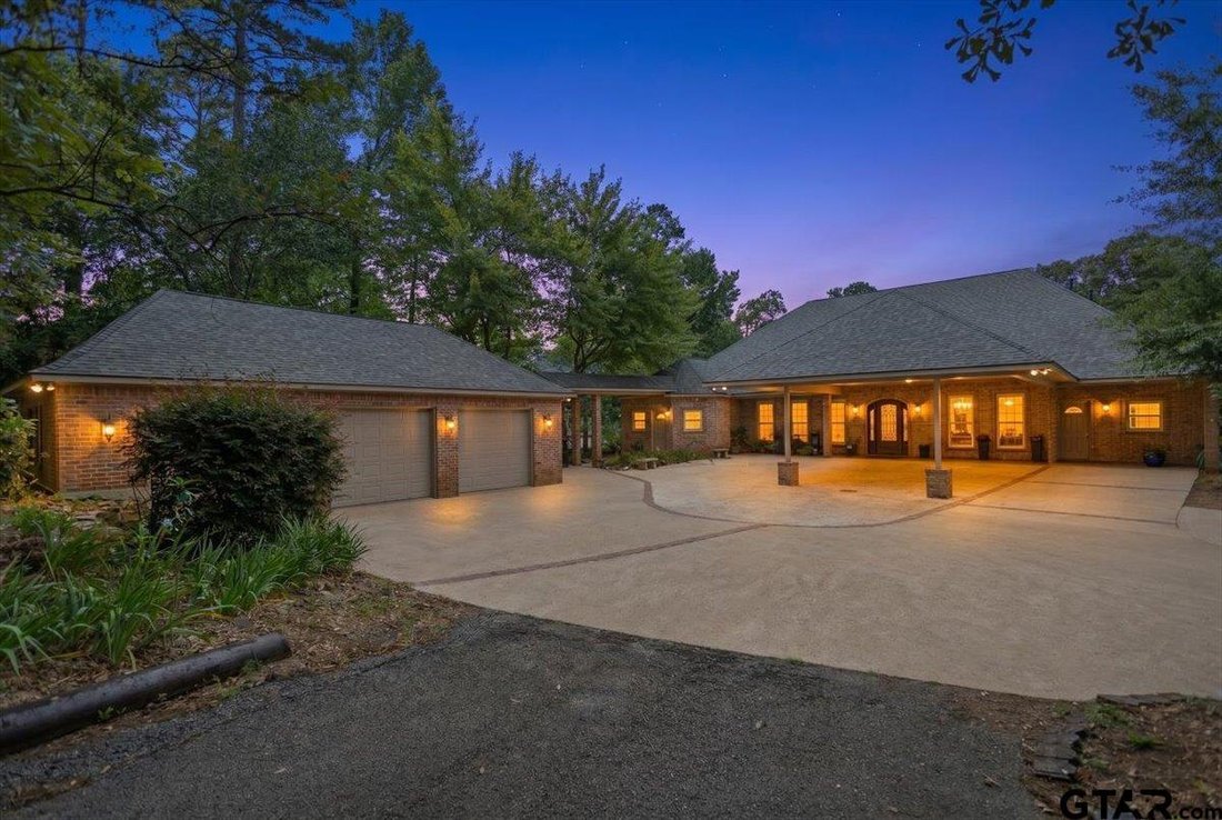 House in Tyler, Texas, United States 1 - 18316298