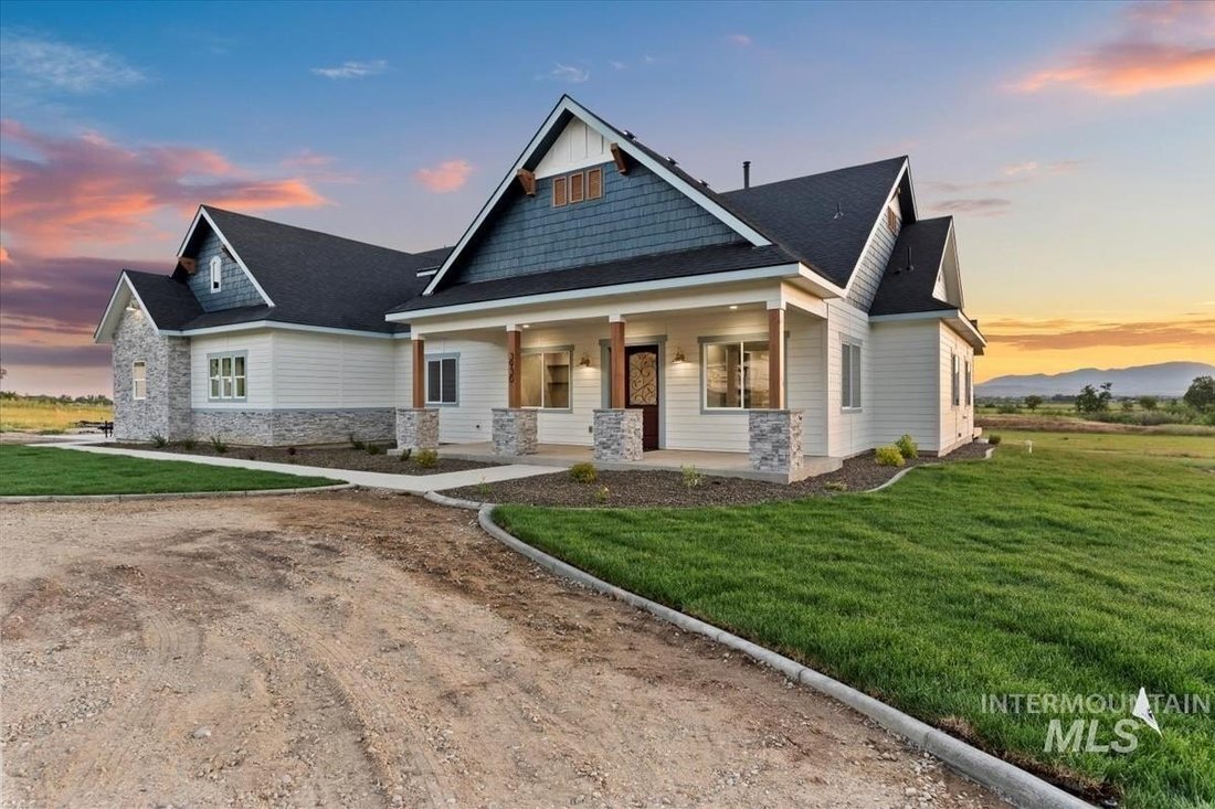 House in Emmett, Idaho, United States 2 - 17635972