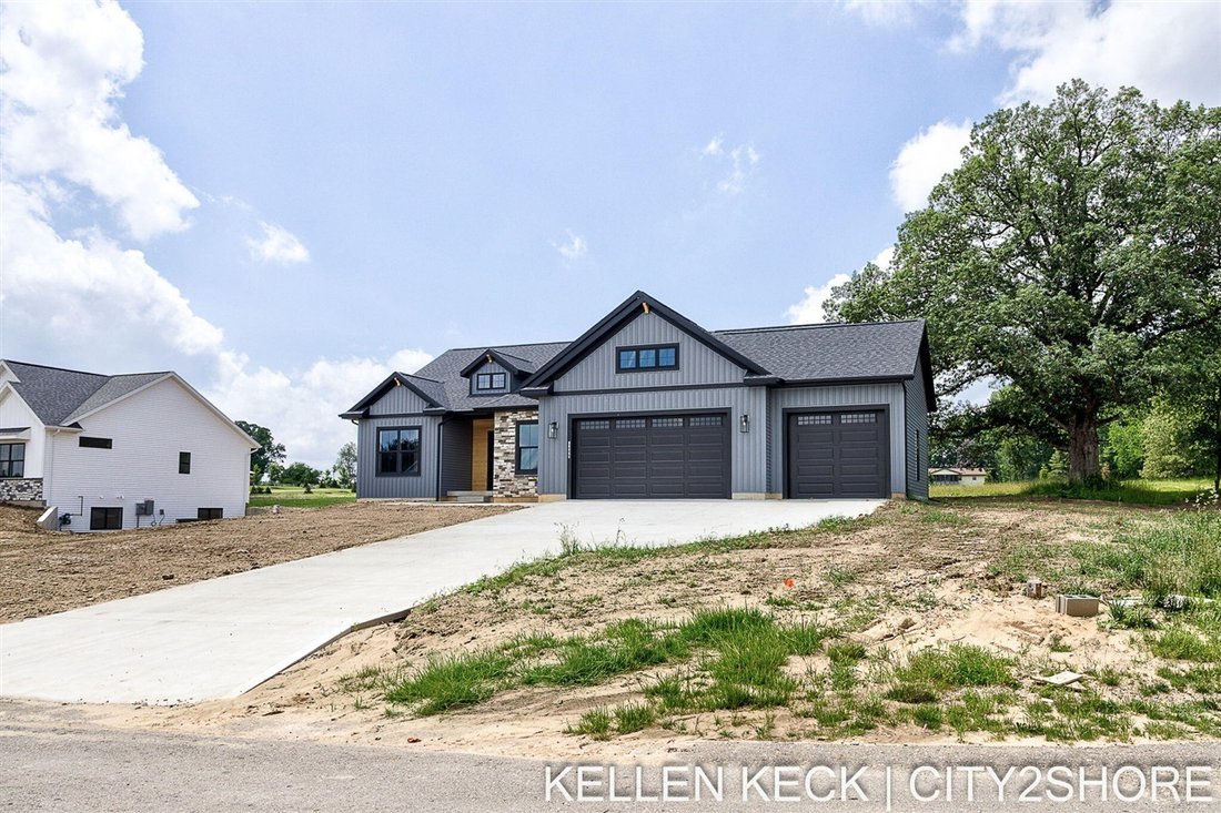House in Alto, Michigan, United States 4 - 18309520