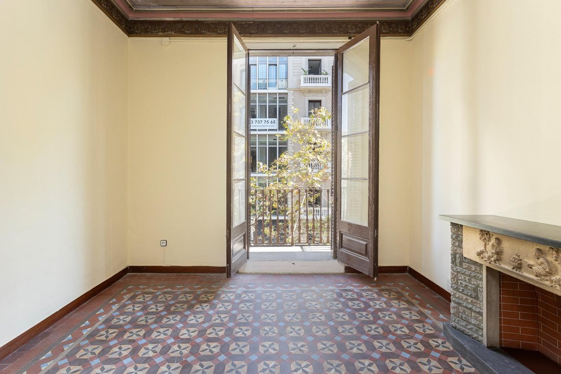 Appartamento a Eixample, Barcellona, Spagna 2 - 18312827