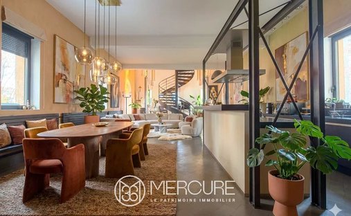 Apartment in Villefranche-sur-Saone, Auvergne-Rhône-Alpes, France 1