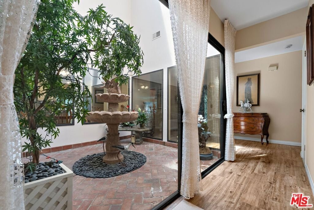 House in Agoura Hills, California, United States 4 - 18312283