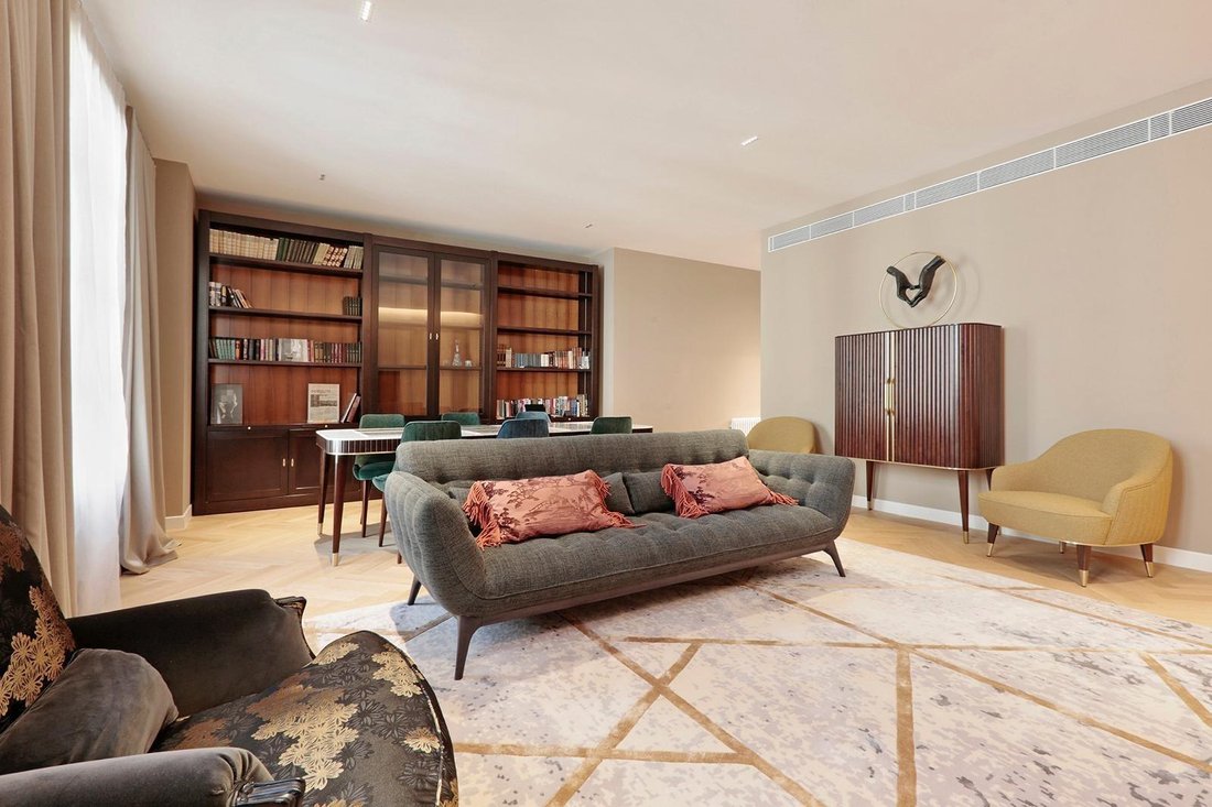 Apartment in Eixample, Barcelona, Spain 1 - 18312585