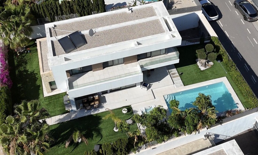 House in la Vila Joiosa / Villajoyosa, Valencian Community, Spain 1 - 18310972