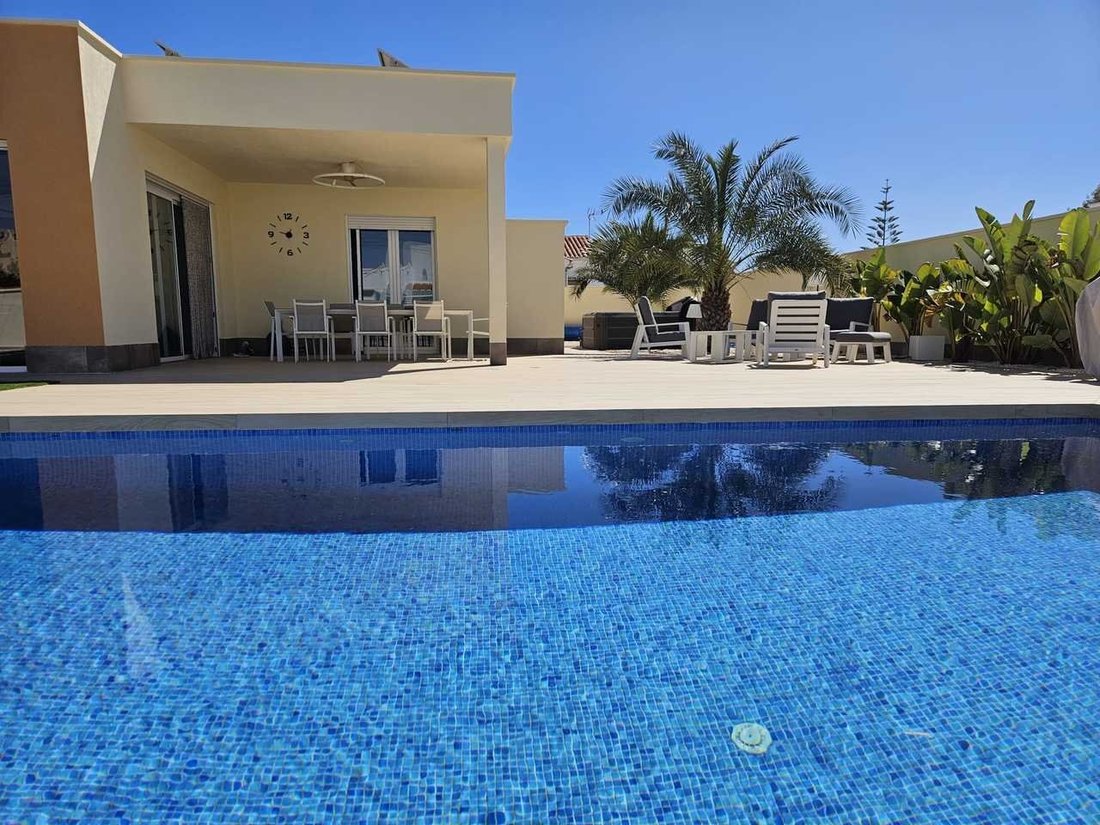 House in Torrevieja, Valencian Community, Spain 4 - 18310755