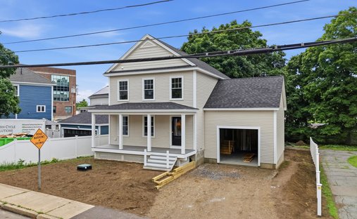 House in Nashua, New Hampshire, United States 1