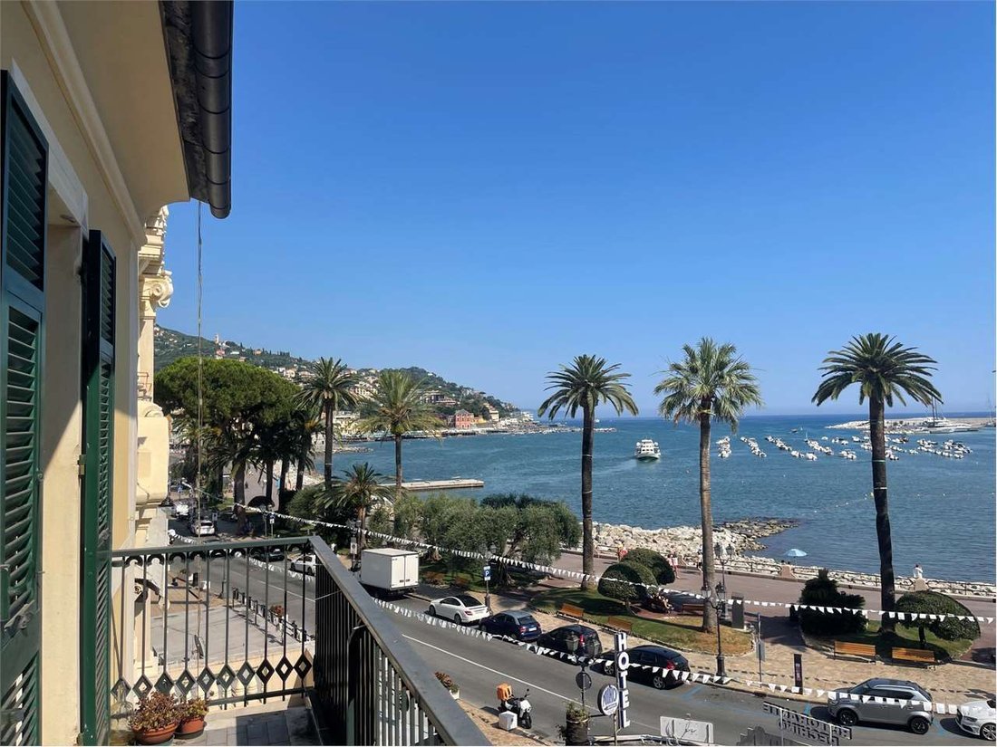 Apartment in Historic Center, Rapallo, Liguria 1 - 18313724