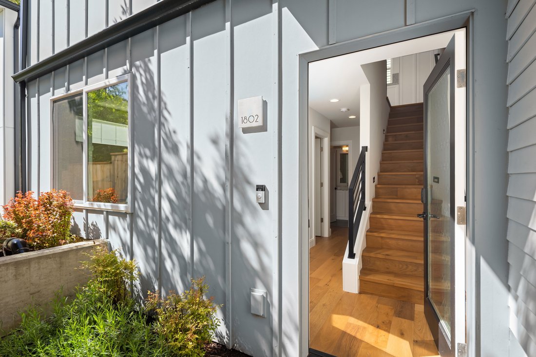 Condo in Seattle, Washington, United States 5 - 18315635