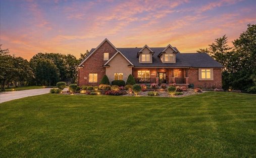 House in Crown Point, Indiana, United States 1