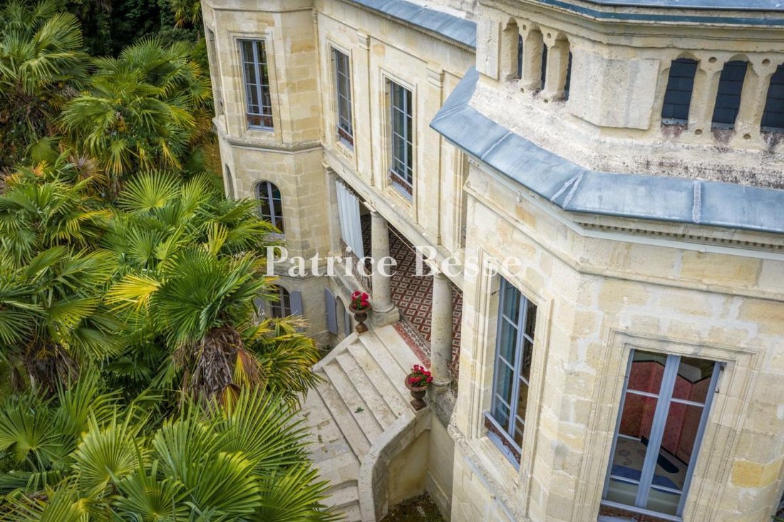 Castle in École Paul Bert-Lycée Bernard Palissy, Agen, France 5 - 18313210
