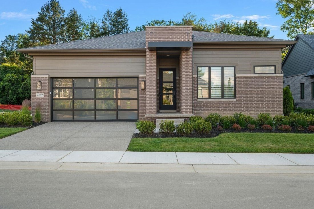 House in Orchard Lake Village, Michigan, United States 3 - 18308503