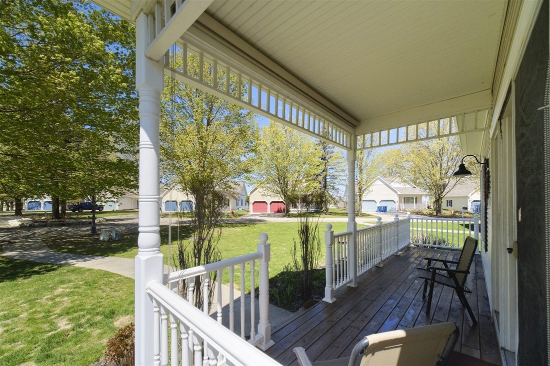 Condo in Manistee, Michigan, United States 3 - 18309957