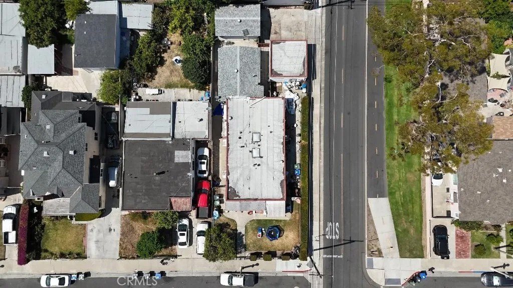 Santa Ana, California, United States 4 - 18316145