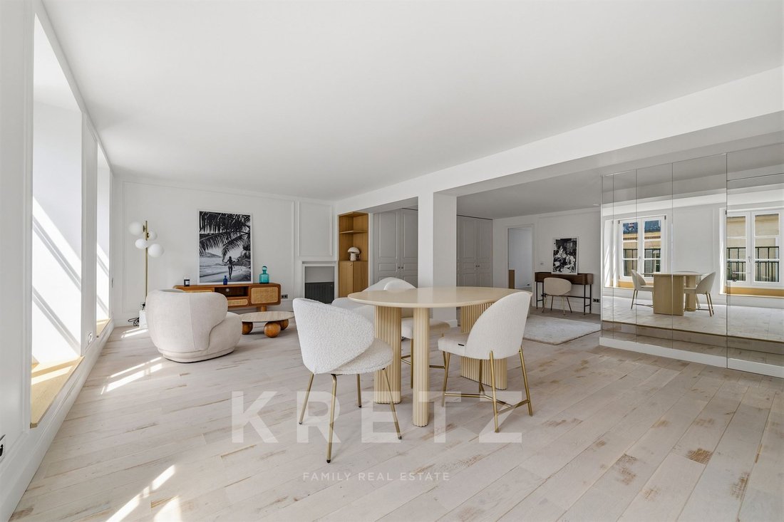 Apartment in Saint Germain l'Auxerrois, Paris 1er Arrondissement, Paris 3 - 18314260