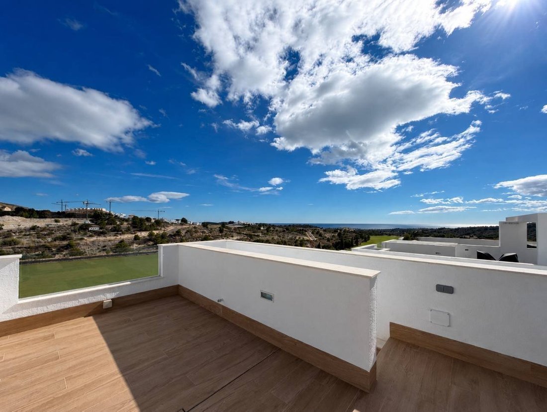 Apartment in la Vila Joiosa / Villajoyosa, Valencian Community, Spain 1 - 18311057