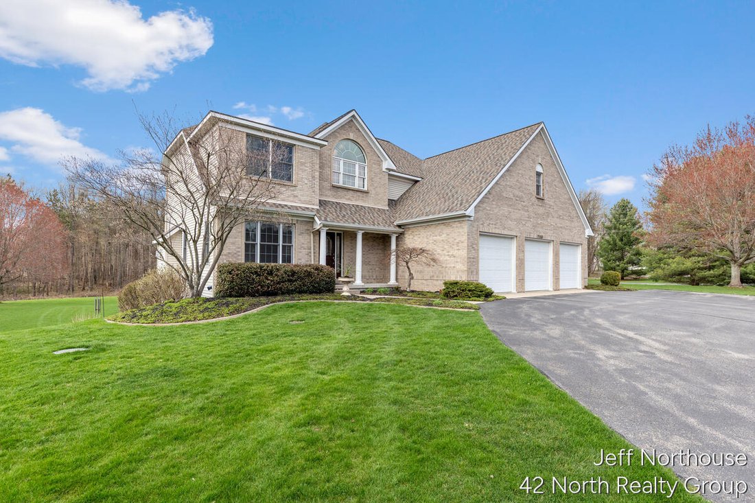House in Caledonia, Michigan, United States 5 - 18309426