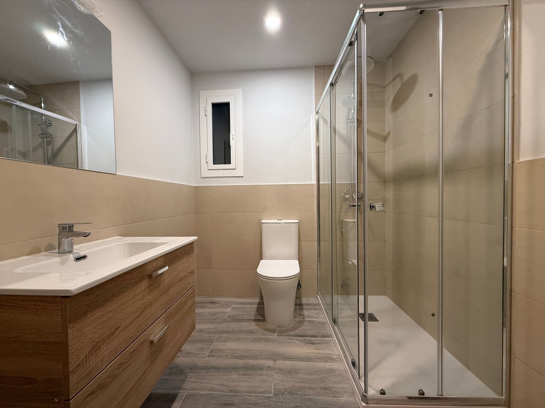 Apartment in Eixample, Barcelona, Spain 4 - 18312819