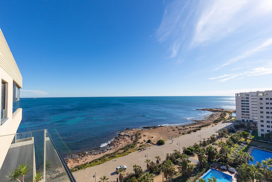 Apartment in Torrevieja, Valencian Community, Spain 4 - 18310746