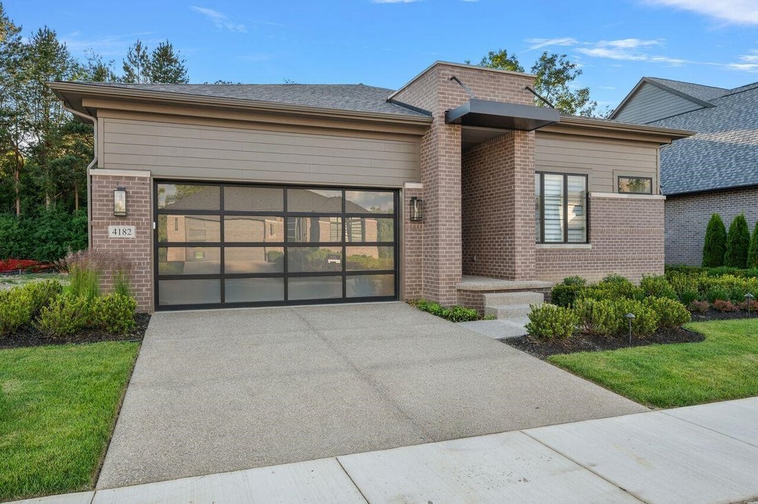 House in Orchard Lake Village, Michigan, United States 2 - 18308503