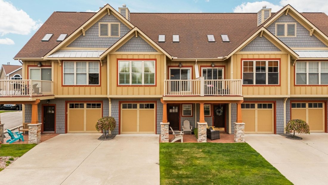 Condo in Garfield Township, Michigan, United States 3 - 18310175