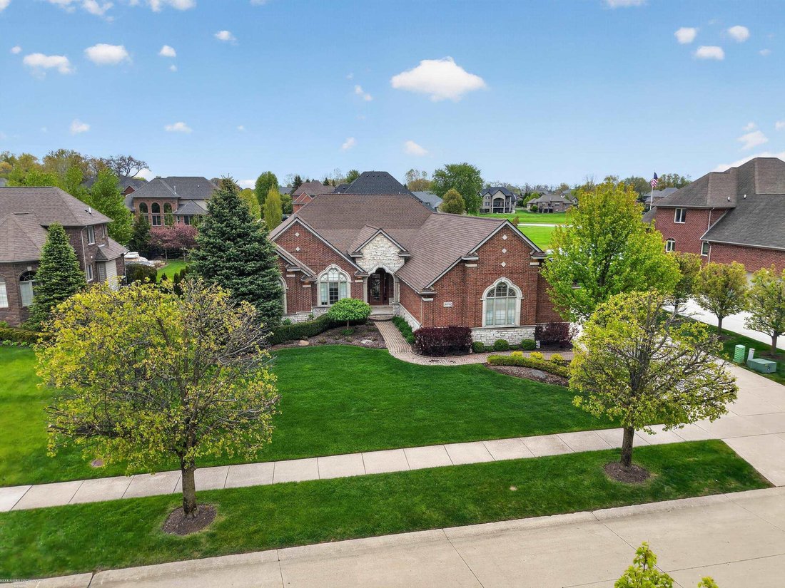 Maison à Washington, Michigan, États-Unis 4 - 18307974