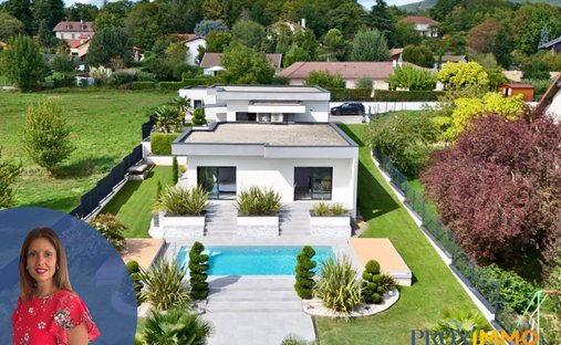 Villa in Saint-Cassien, Auvergne-Rhône-Alpes, France 1