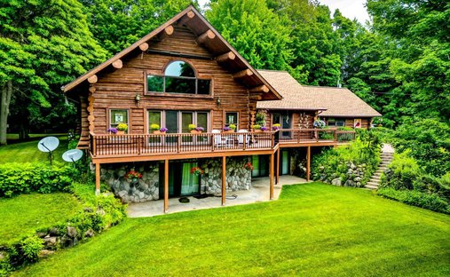 House in Otsego, Michigan, United States 1
