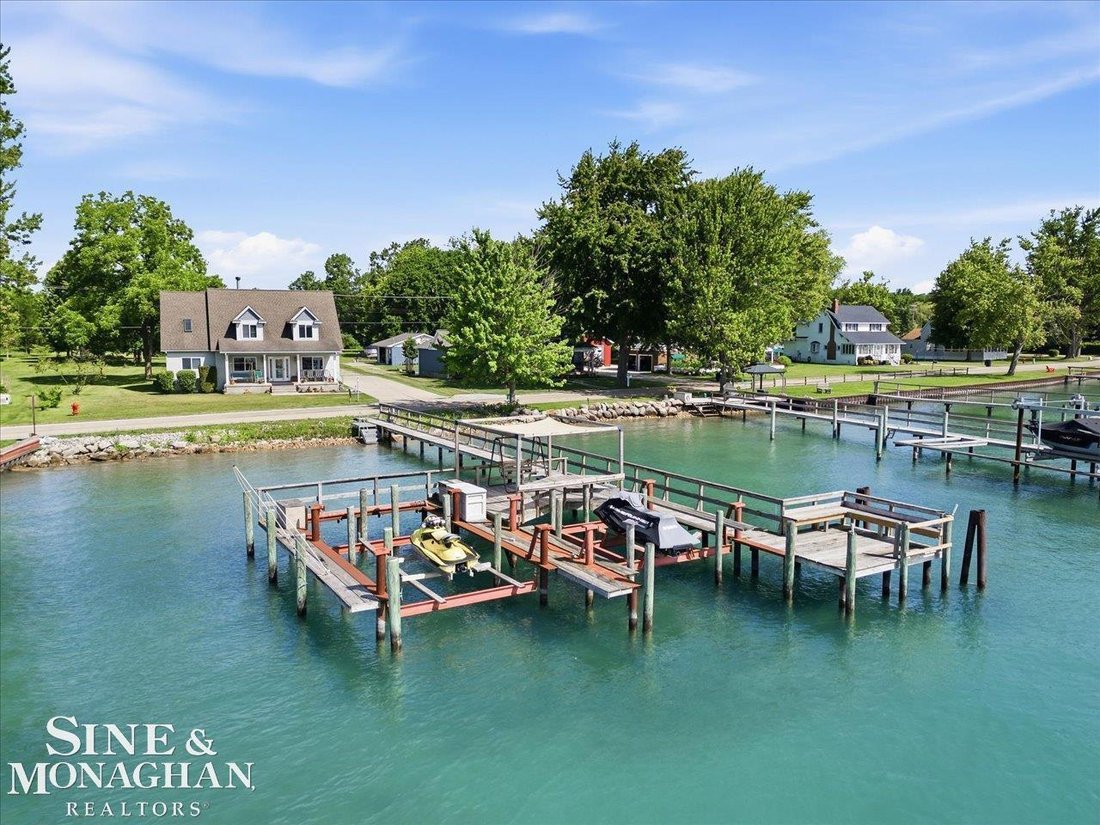 House in Clay Township, Michigan, United States 2 - 18308900