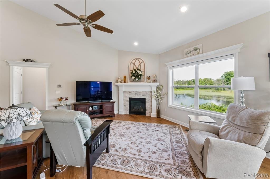 House in Howell, Michigan, United States 5 - 18307734