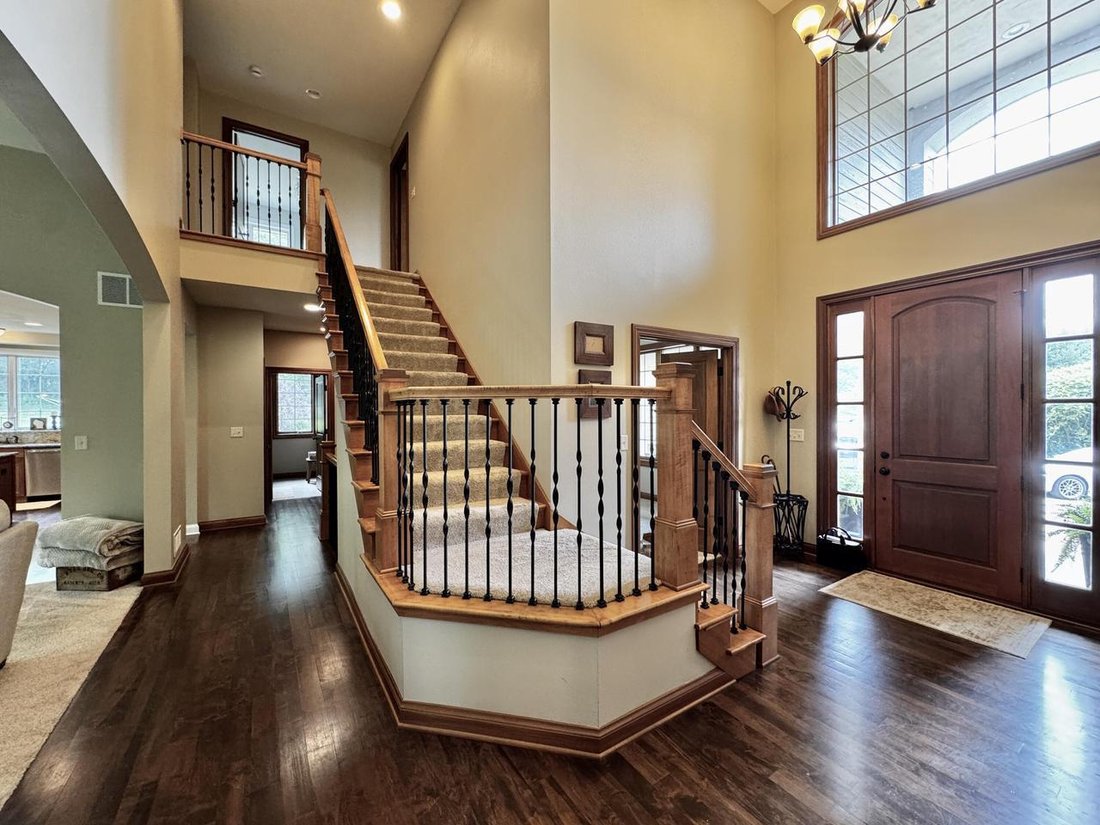 House in Hartland, Wisconsin, United States 3 - 18312234