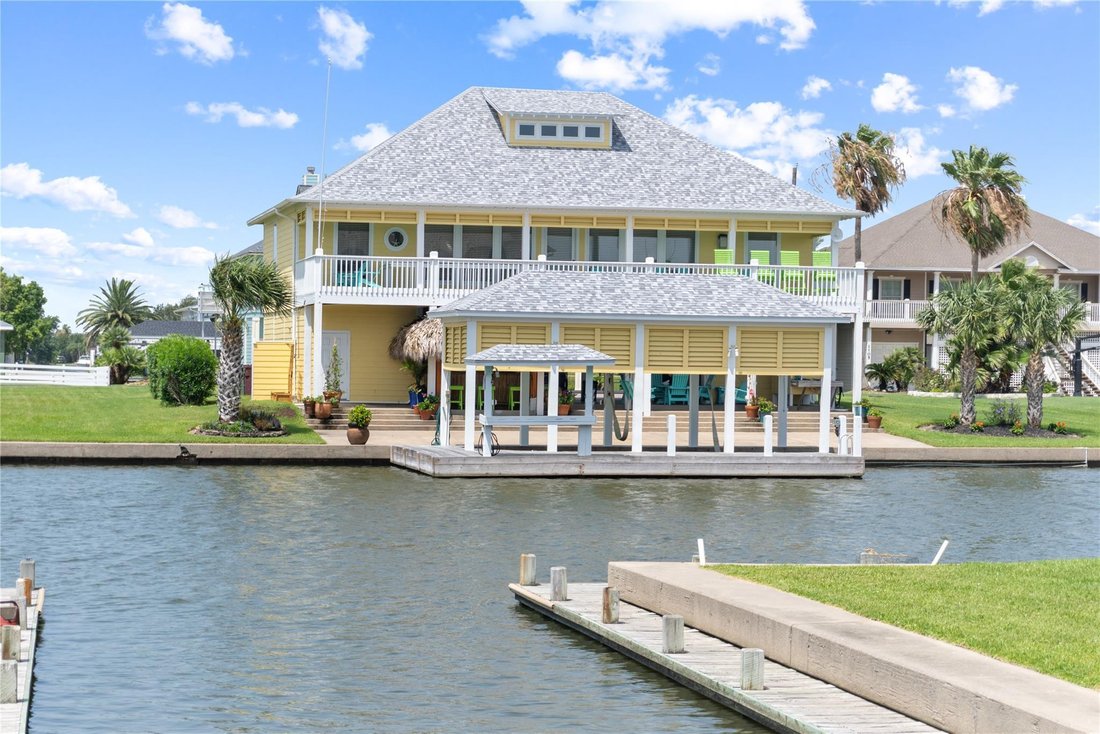 House in Bolivar Peninsula, Texas, United States 1 - 18314060