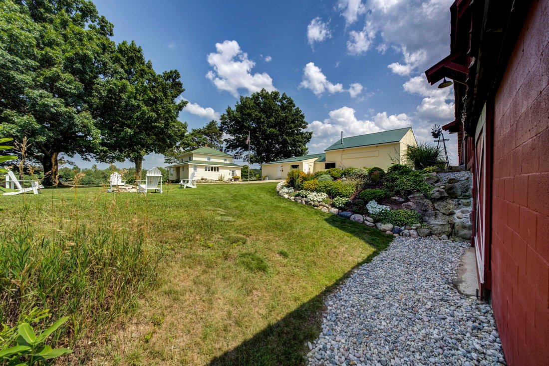 House in Central Lake, Michigan, United States 5 - 18309069