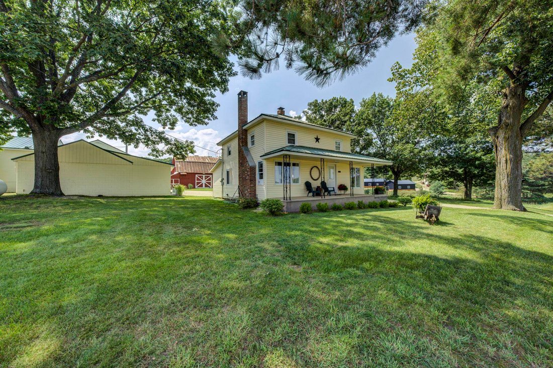House in Central Lake, Michigan, United States 2 - 18309069