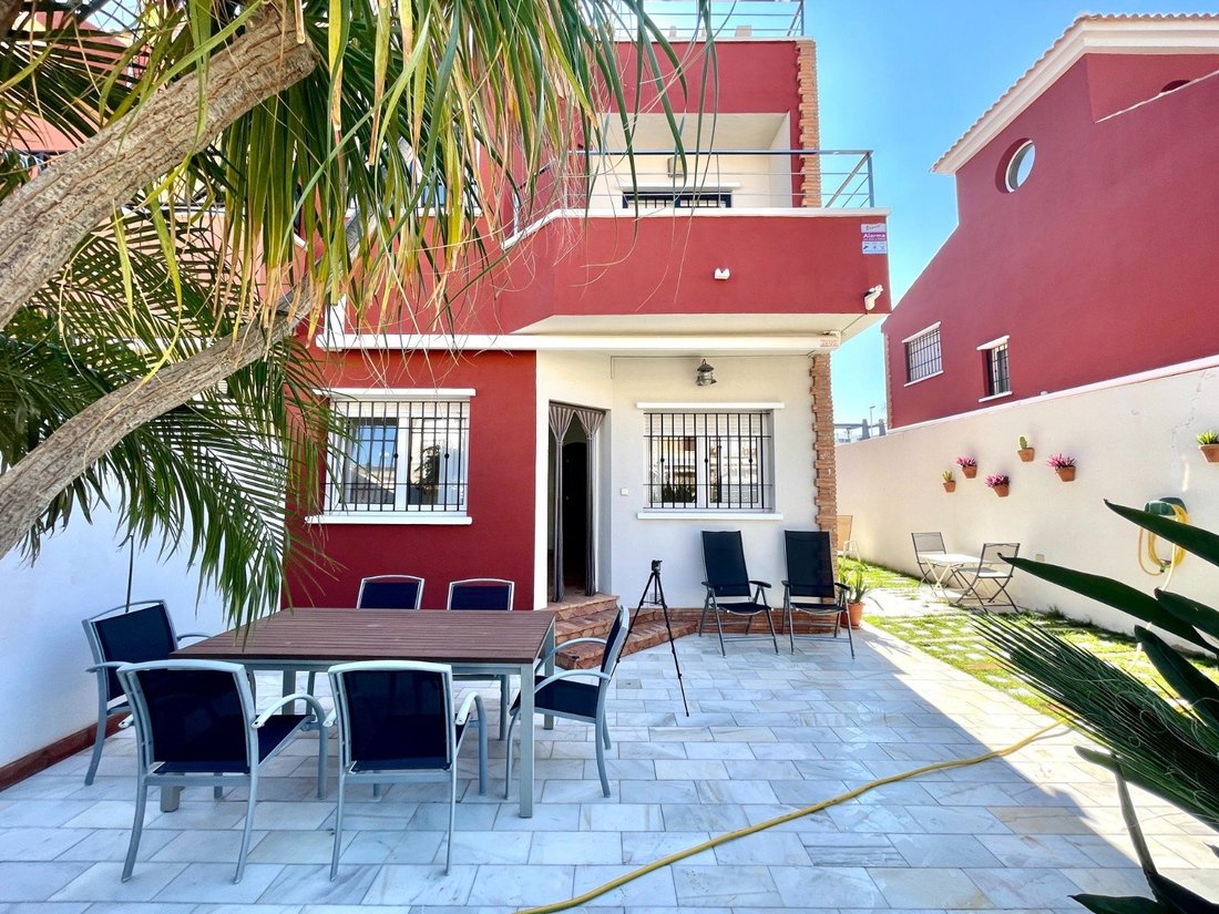 Townhouse in Pilar de la Horadada, Valencian Community, Spain 1 - 18311196