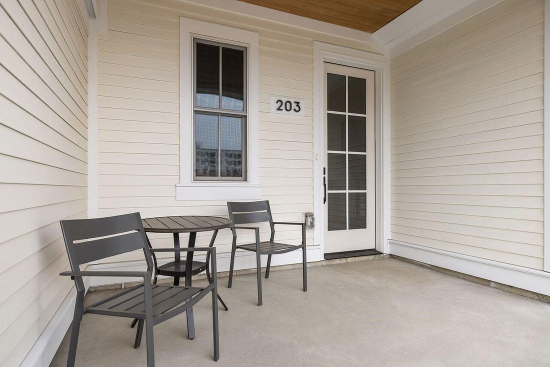 Condo in Milford Charter Township, Michigan, United States 3 - 18308673