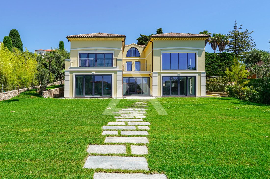 Villa in Cap Martin, Roquebrune-Cap-Martin, France 2 - 17930605