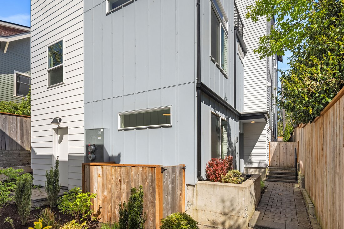 Condo in Seattle, Washington, United States 4 - 18315635