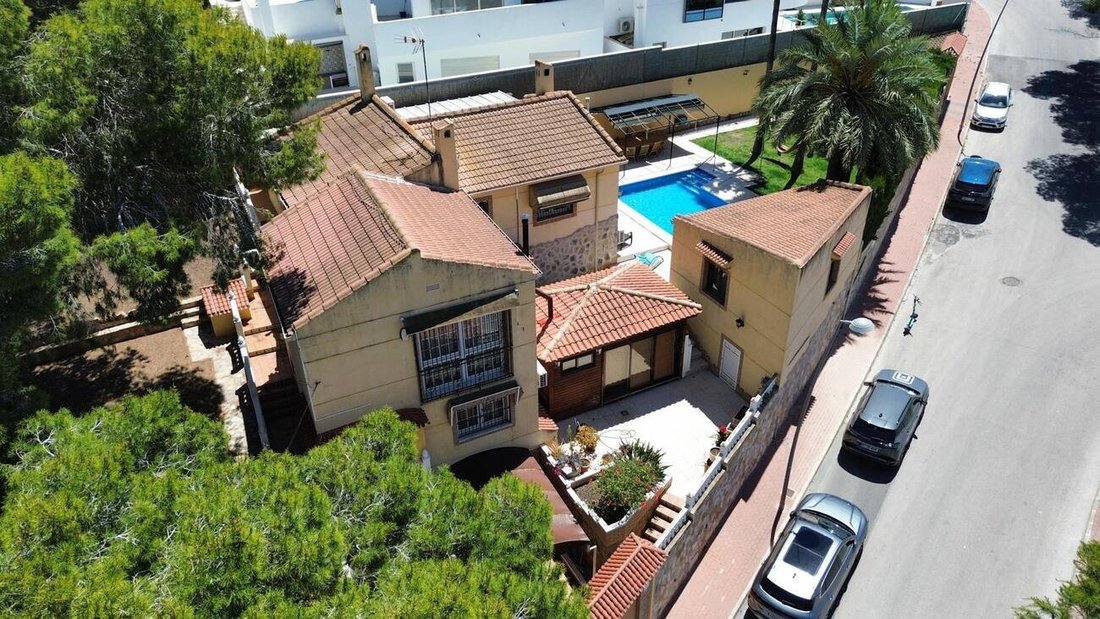 House in Torrevieja, Valencian Community, Spain 1 - 18311175