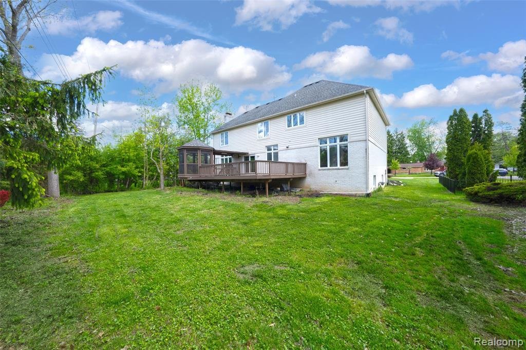 House in Farmington Hills, Michigan, United States 3 - 18309324