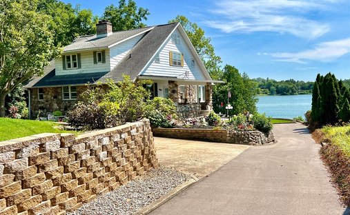 Casa a Caledonia, Michigan, Stati Uniti 1