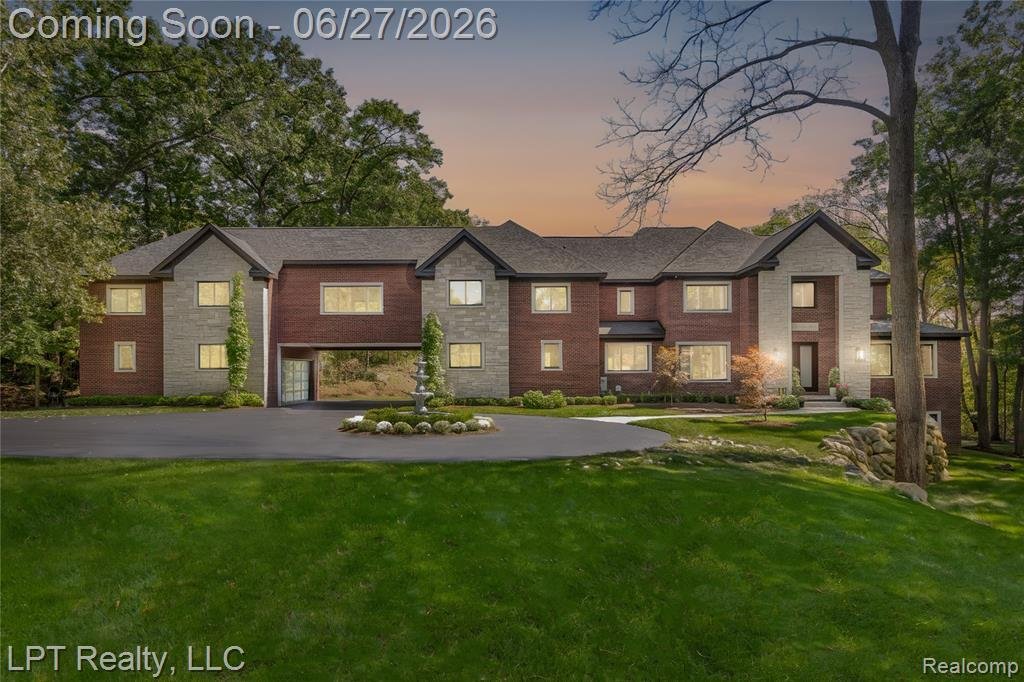 House in Pontiac, Michigan, United States 2 - 18307836
