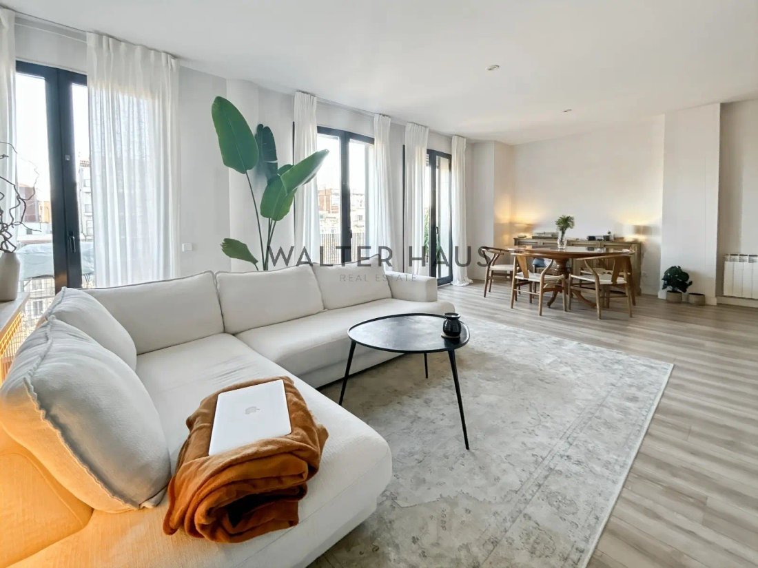 Penthouse in Eixample, Barcelona, Spain 1 - 18310558