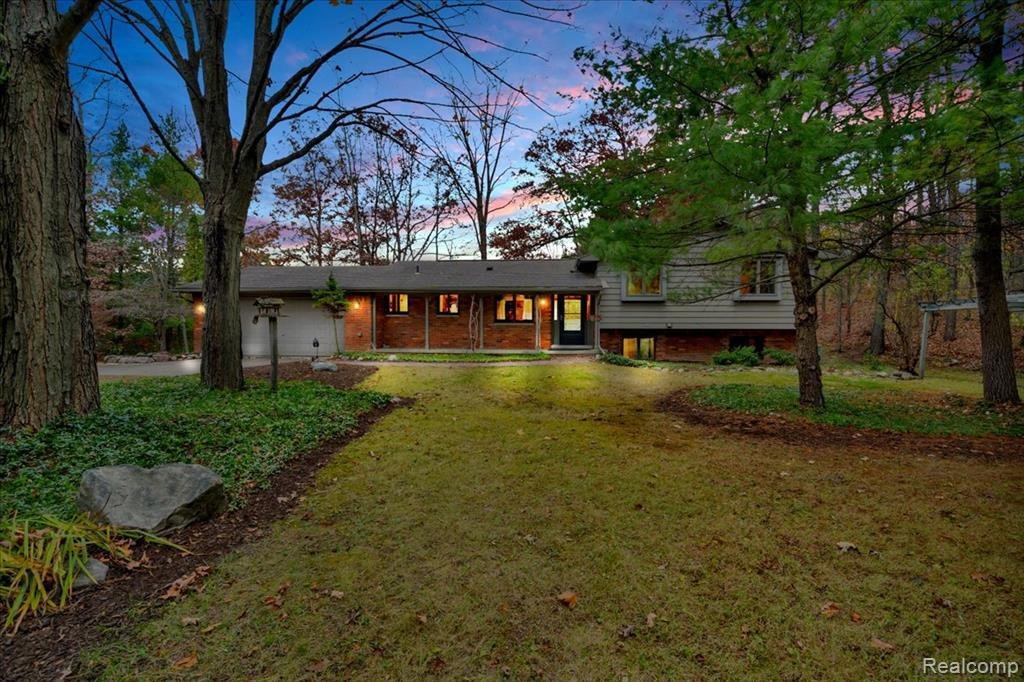 House in Lakeville, Michigan, United States 1 - 18307937