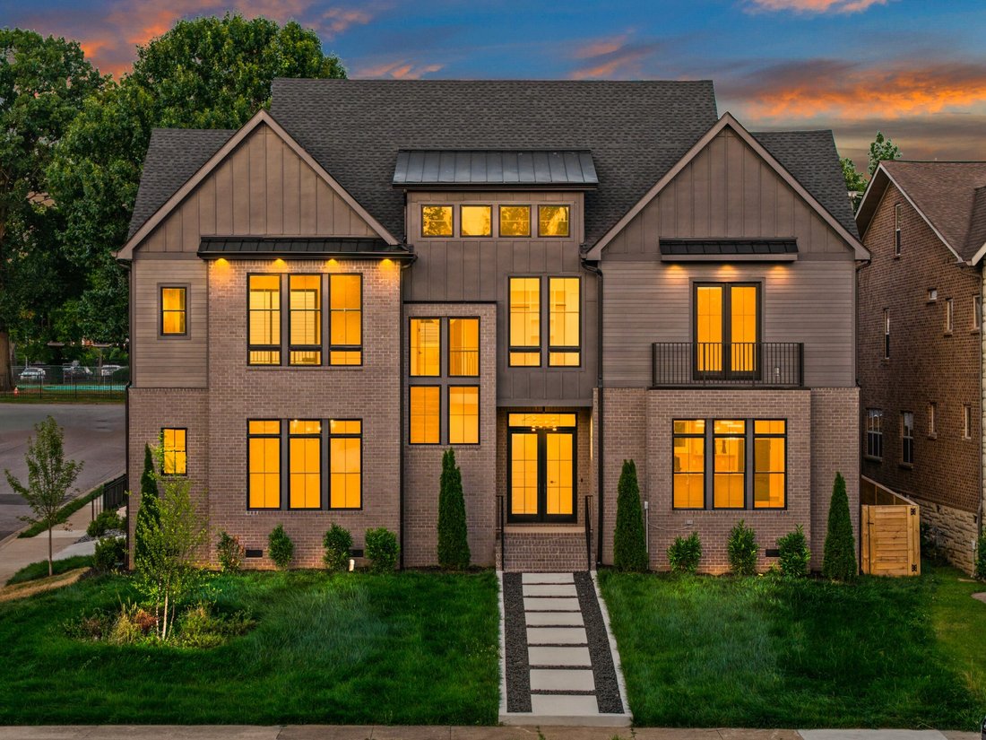Co Op in Nashville, Tennessee, United States 1 - 18312739
