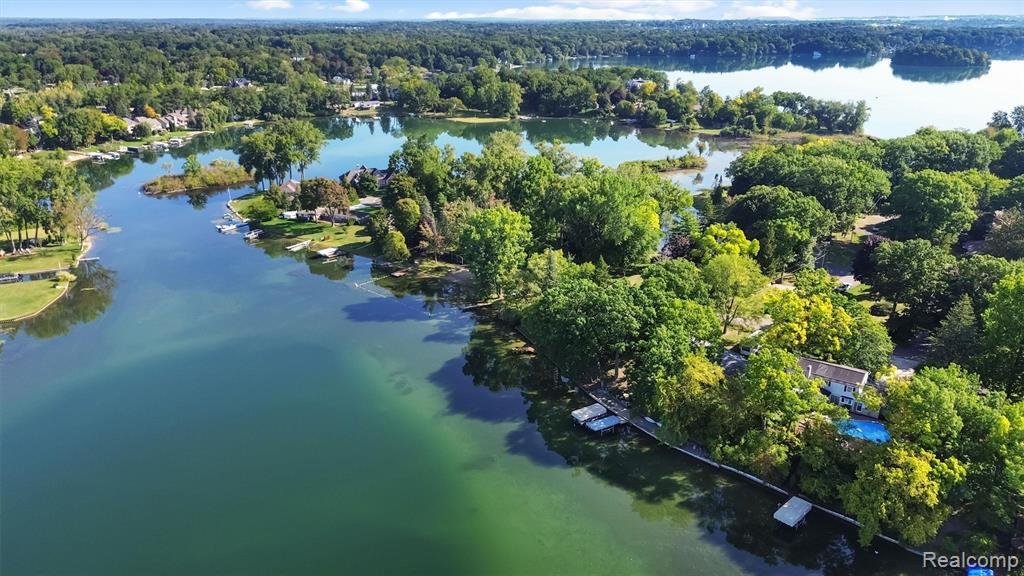 House in Lake Angelus, Michigan, United States 5 - 18308306